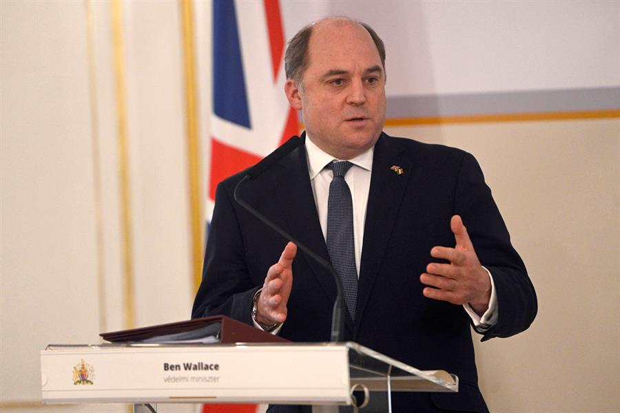 Ministro de Defensa británico cree altamente probable una invasión rusa a Ucrania