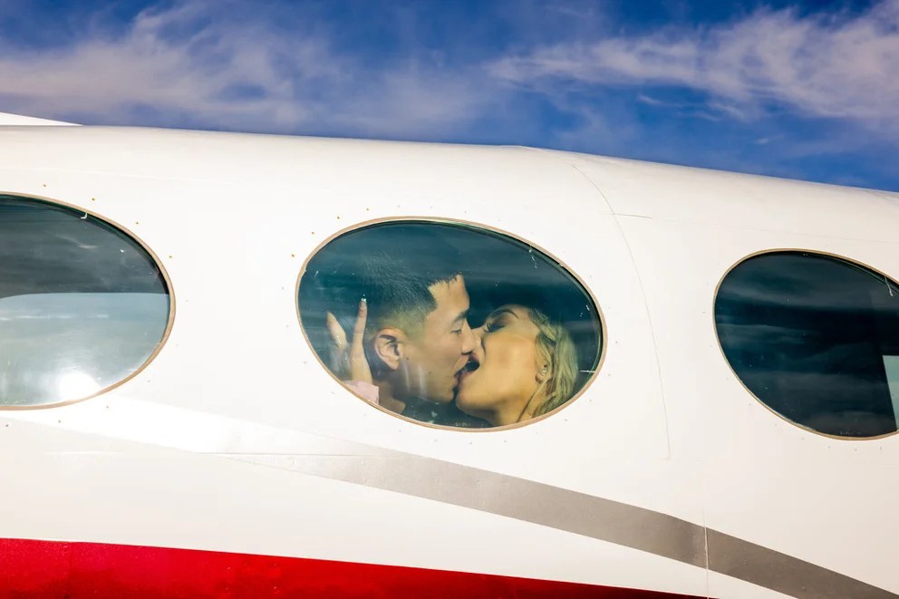 Tener sexo en un avión: ahora puedes pertenecer al “Mile High Club” con todo y tarjeta de membresía