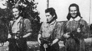 Contrabandistas, espías y la joven de las trenzas rubias: historias de mujeres judías que combatieron a los nazis