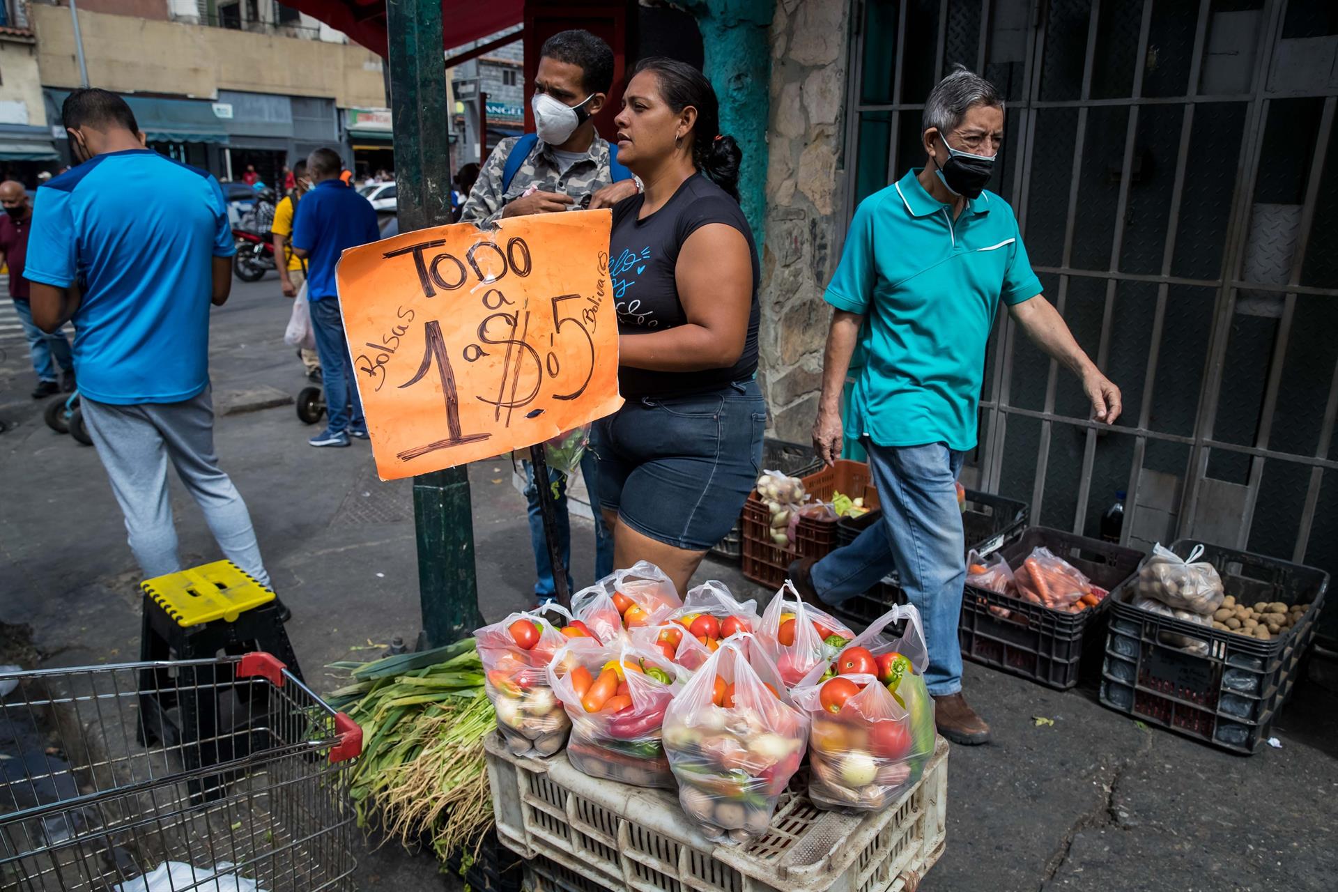 Canasta alimentaria familiar de Venezuela alcanzó los 448,05 dólares durante el mes de enero
