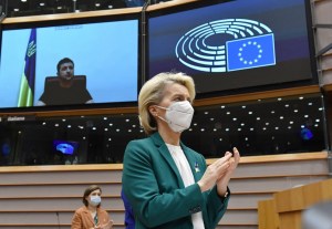 El Europarlamento desmiente haber aceptado la solicitud de Ucrania de incorporarse a la UE