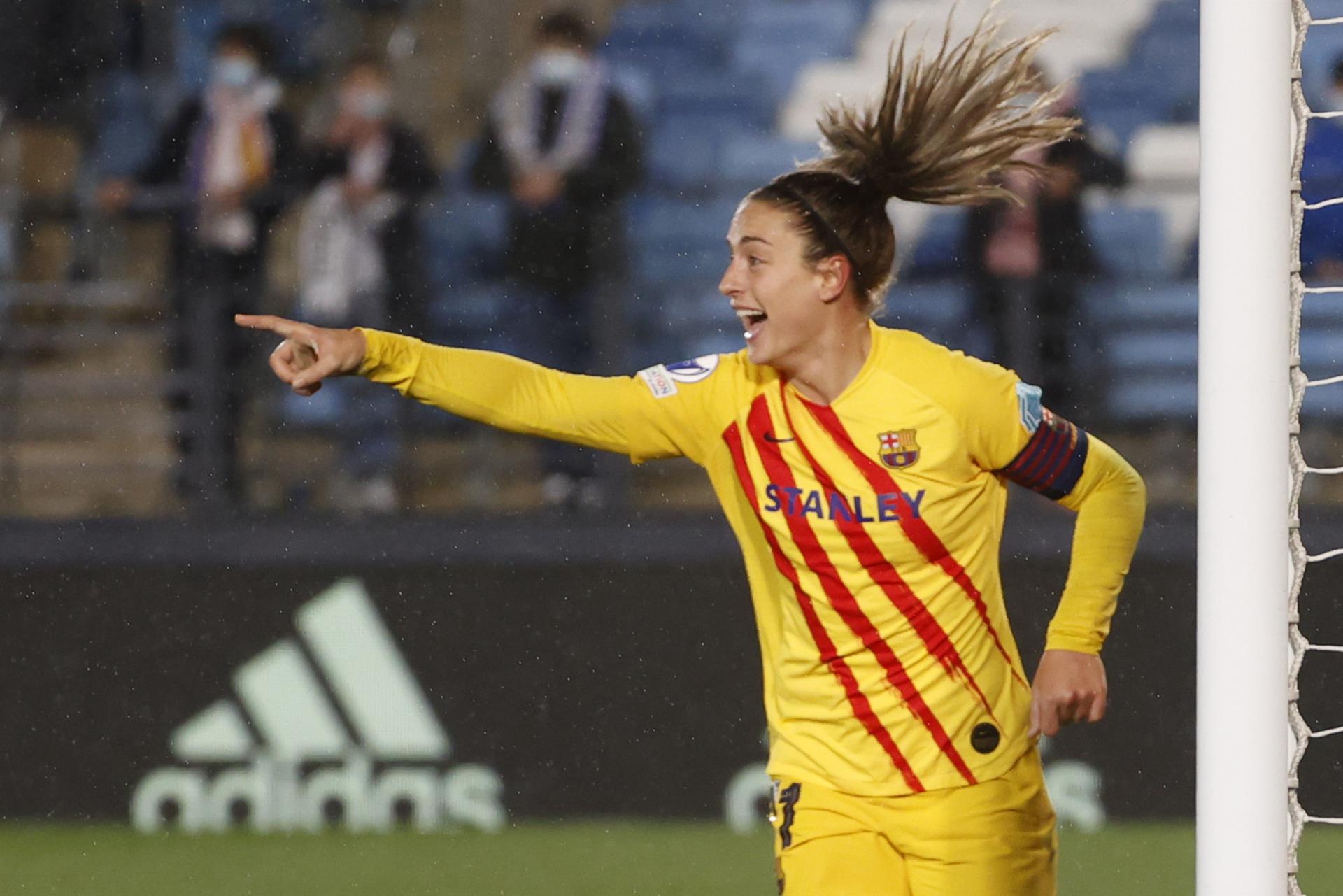 El clásico bate el récord de asistencia mundial en un partido femenino