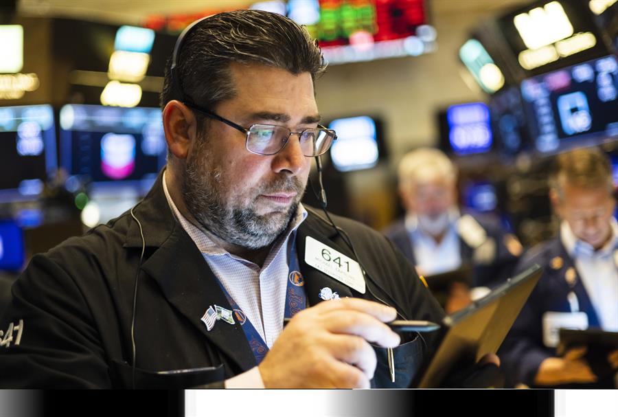 Wall Street abre en positivos y el Dow Jones gana un 1,35 %