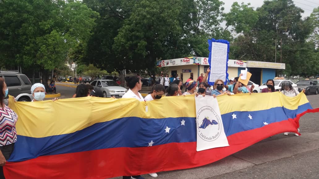 Protestan enfermeros en Barinas en contra de la tabla salarial de la Onapre