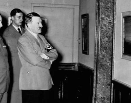 ¿Qué le vio? Por qué Adolf Hitler se obsesionó con el cuadro “El astrónomo”