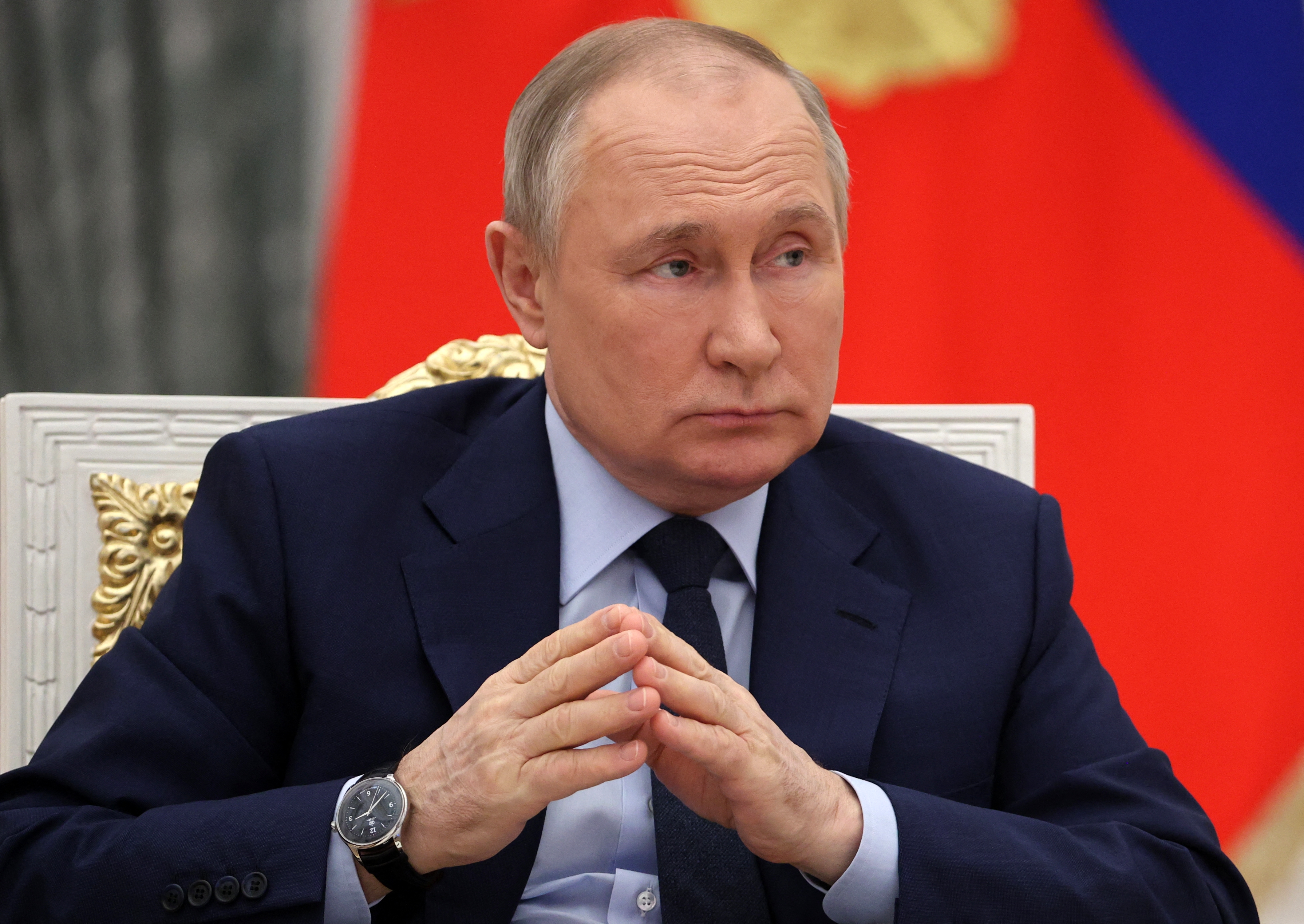 Nueva advertencia de Putin: El misil balístico Sarmat “hará reflexionar” a los enemigos de Rusia