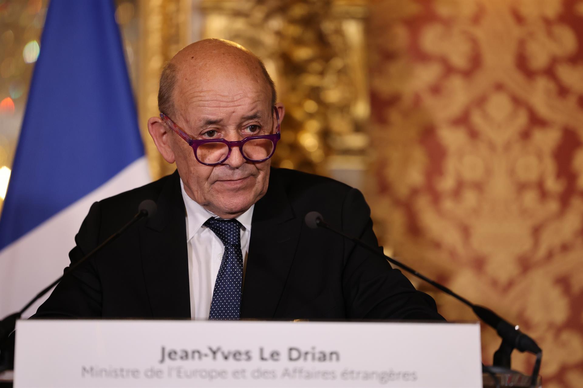 Francia va a trasladar de nuevo su embajada a Kiev