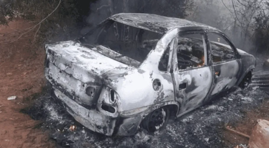 Cadáver de una taxista fue hallado en un pozo al lado de su auto carbonizado en Argentina