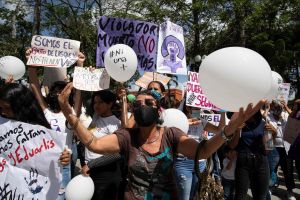 Venezuela registró 121 feminicidios entre enero y julio de 2023, según la ONG Utopix