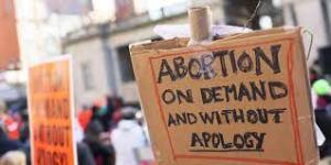 La Eurocámara reclama que se permita el aborto a las refugiadas ucranianas