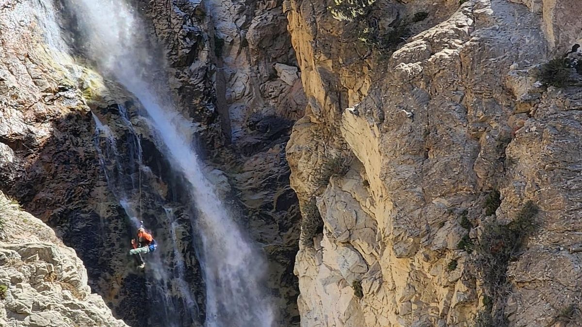 Fin al misterio del excursionista desaparecido en California: Fue hallado muerto en una cascada de 24 metros
