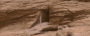 ¿Una puerta extraterrestre hacia otra dimensión en Marte?