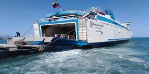 Pasajeros deberán mostrar carnet de vacunación para viajar en ferry de La Guaira