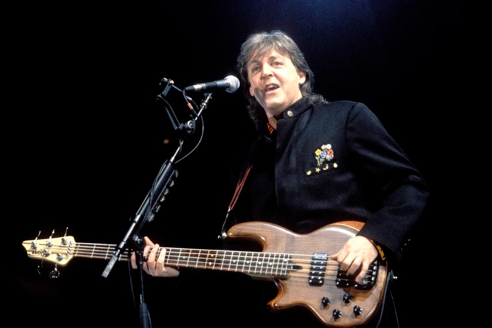 Los 80 de Paul McCartney: del niño que rechazó el coro de la iglesia al genio que escucharon desde el espacio