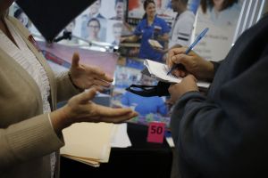 Disminuye el promedio semanal de peticiones de subsidio por desempleo en EEUU