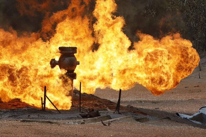 El Aissami culpó a “grupos terroristas” imaginarios de incendio en el sistema gasífero de oriente