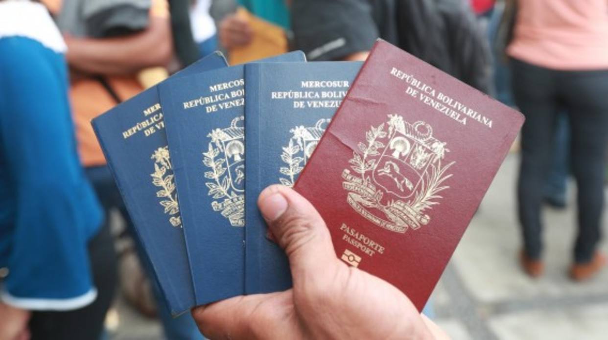 El Saime prometió garantizar cédulas y pasaportes a venezolanos en el exterior