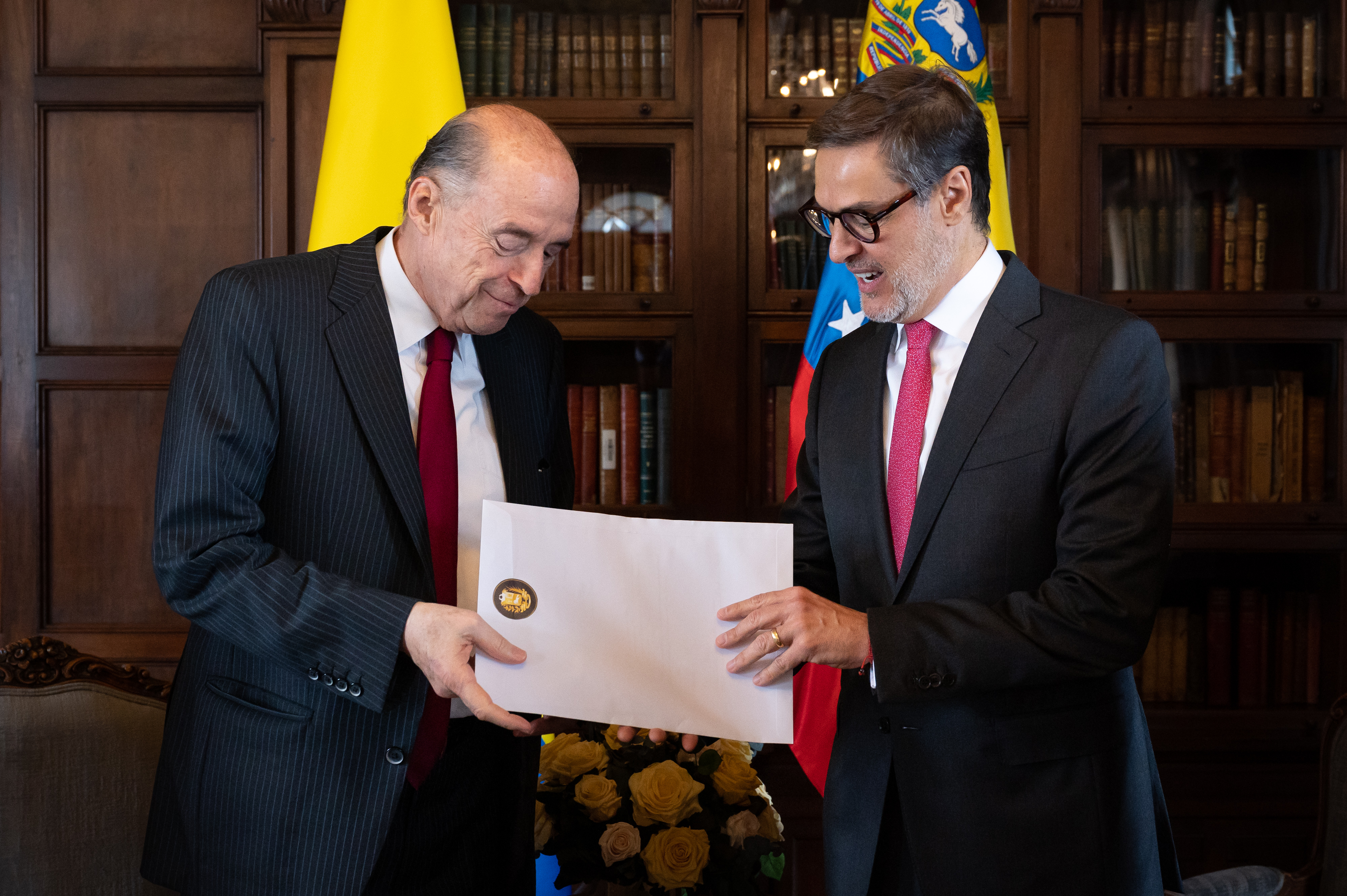Embajador de Maduro en Colombia presenta cartas credenciales al gobierno de Petro (Fotos)