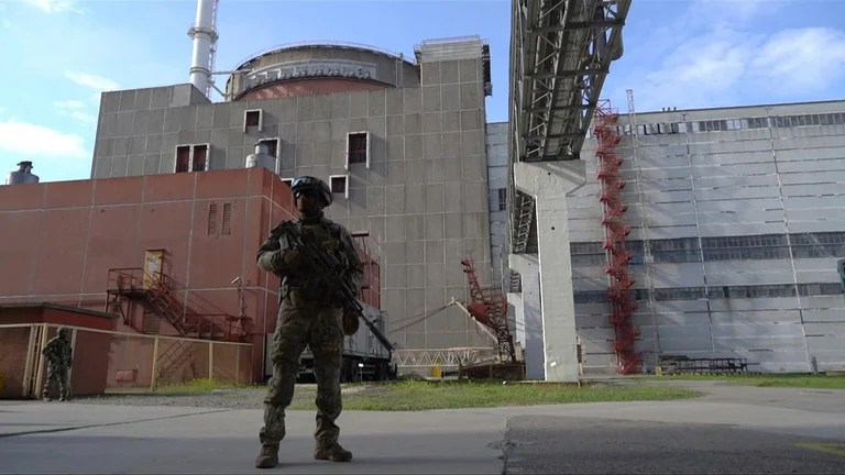 Jefe de la Oiea afirma que la integridad de la central nuclear de Zaporiyia “fue violada”