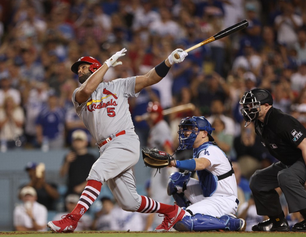 EN VIDEO: Albert Pujols corona su histórica trayectoria con su jonrón 700 en la MLB