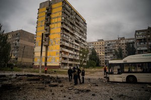 Los civiles muertos en Ucrania superan los ocho mil tras un año de la invasión rusa