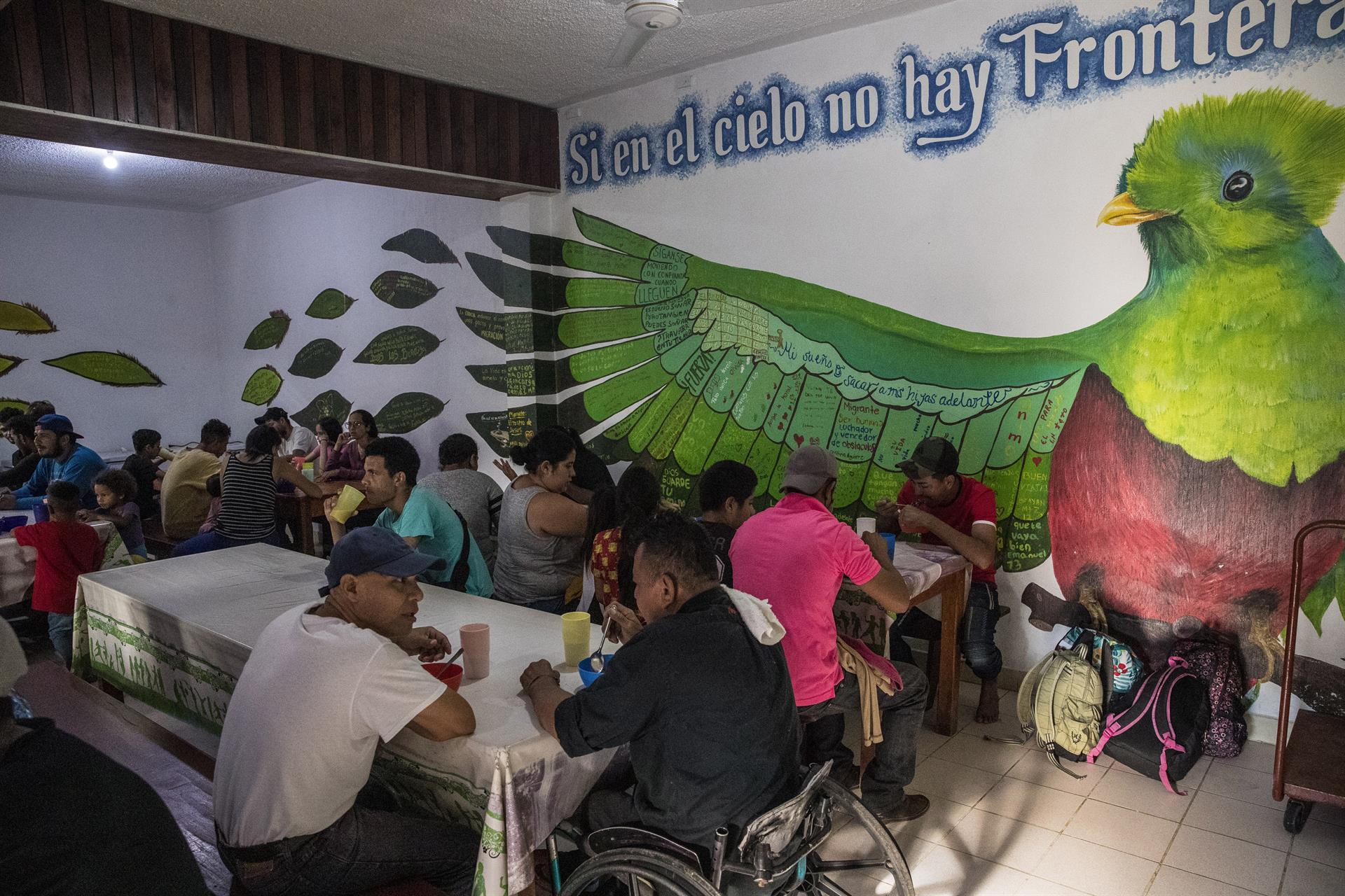 Migrantes venezolanos quedaron varados en terminal de buses de Guatemala