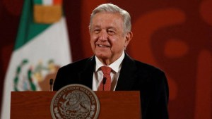 Mexican president hints at Venezuela-U.S. accord amid migration rise
