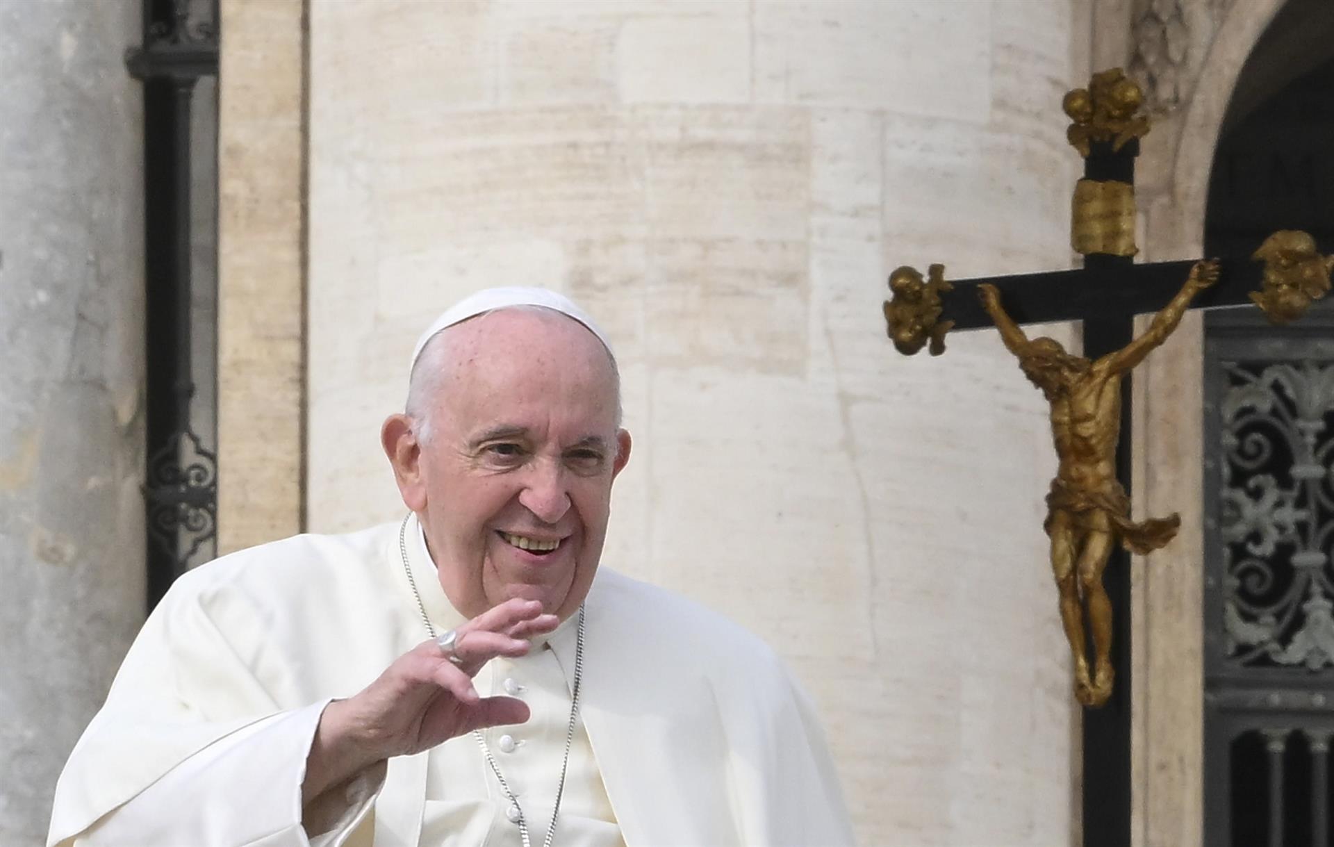 El viaje más familiar del papa Francisco: visita Asti para reunirse con sus primos