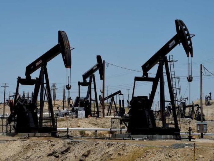 Alerta rusa ante la disminución de producción de petróleo que moviliza a los ministros de Putin