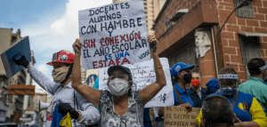 Salarios precarios y condiciones infrahumanas, la realidad de los maestros venezolanos