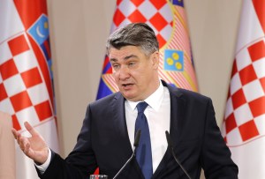 Presidente croata rechaza la misión UE de entrenamiento a soldados ucranianos
