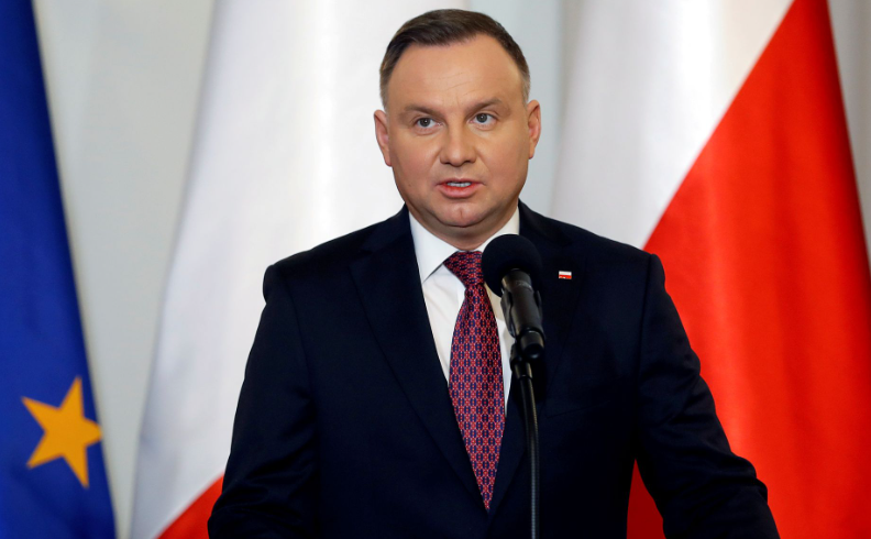 Presidente polaco dice que no hay prueba inequívoca de quién disparó misil mortal