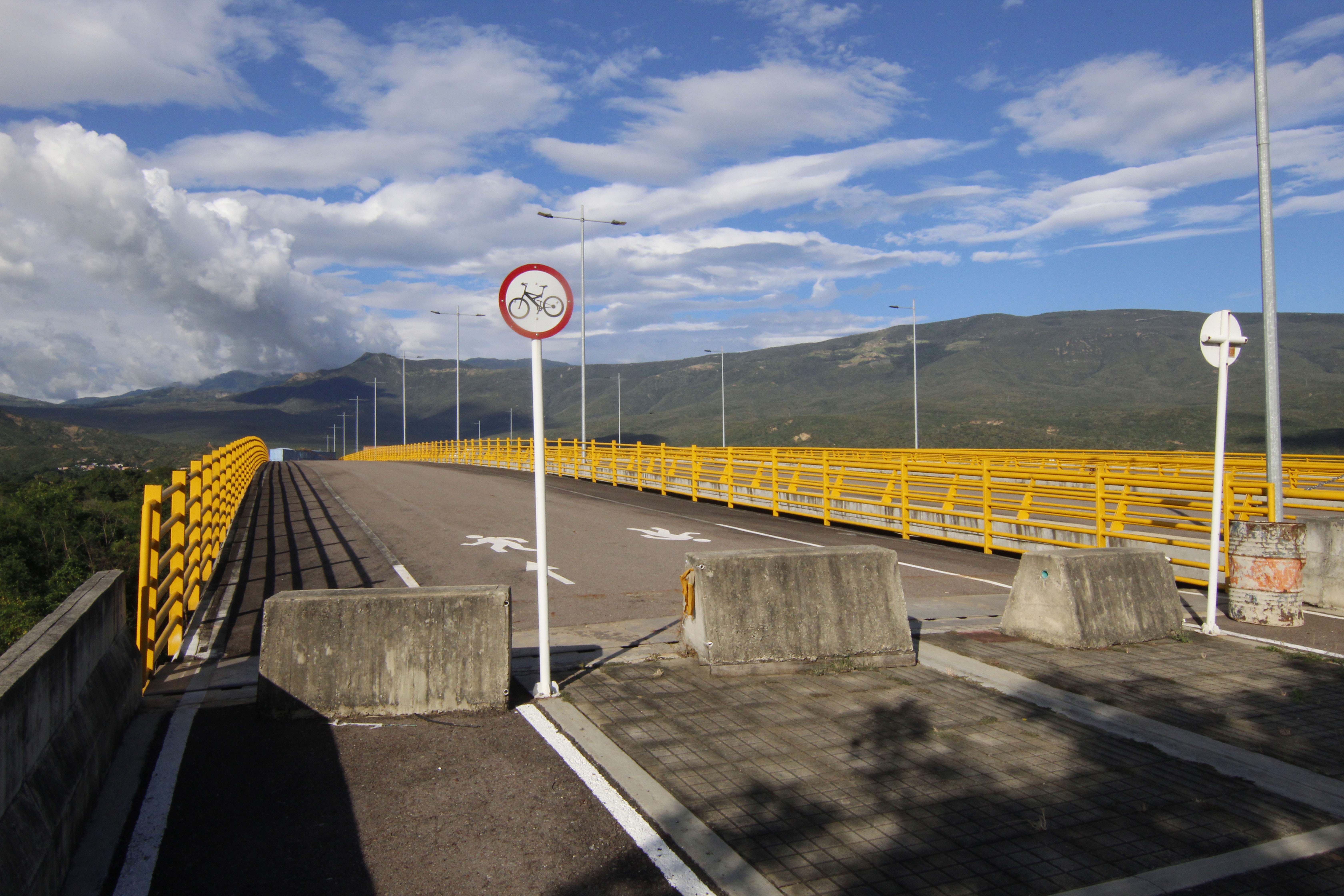 Venezuela y Colombia abrirán puente vehicular tras más de siete años