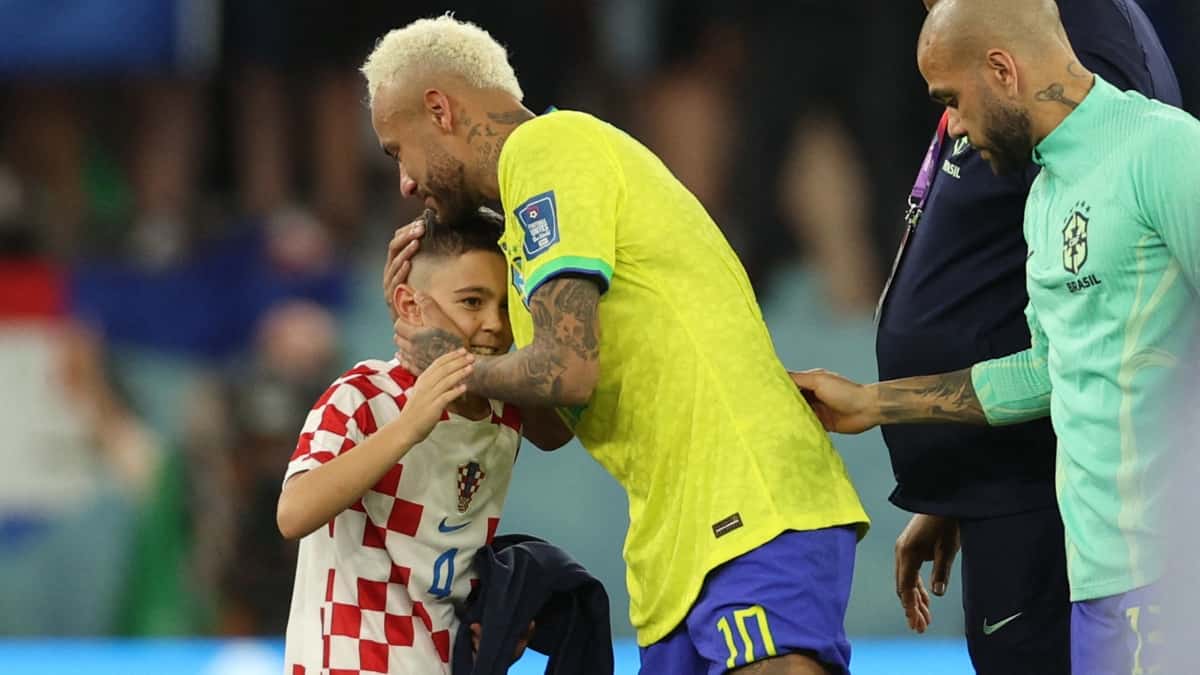 Emotivo VIDEO: Hijo de Perisic consuela a Neymar tras caer eliminado del Mundial
