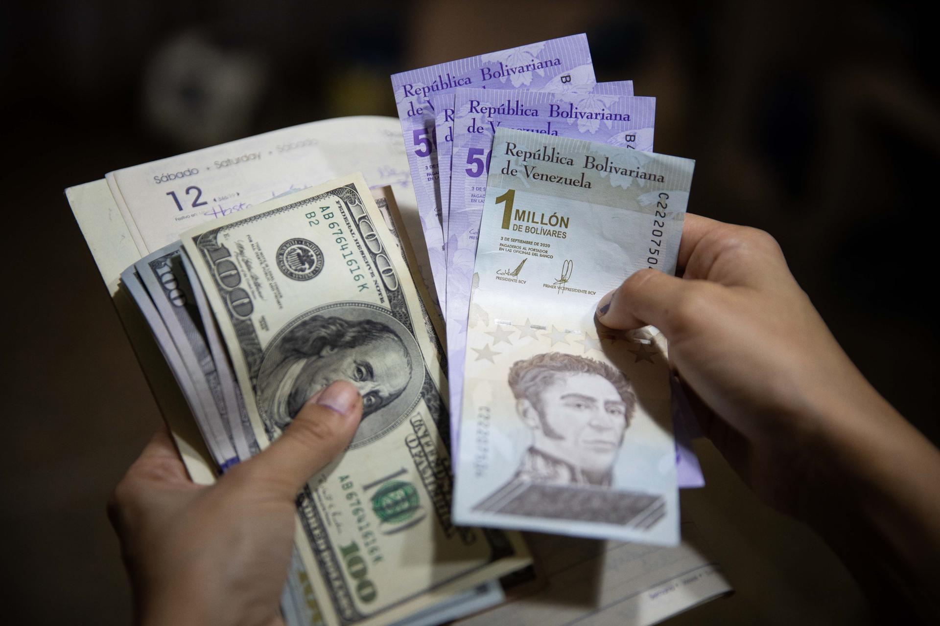 Dólar paralelo superó la barrera de los 19 bolívares… y no es broma del Día de Inocentes
