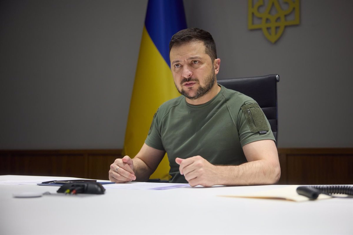 Ucrania continuará luchando hasta la “victoria”, promete Zelenski en su mensaje de fin de año