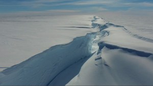 “Impresionante”: se desprende un iceberg que casi triplica en tamaño a la ciudad de Madrid en la Antártida