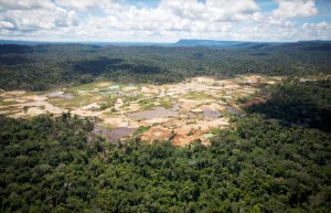 La minería ilegal destruye la Amazonia venezolana (VIDEO)