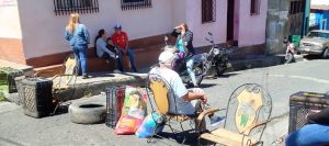Pobladores de Timotes en Mérida viven en penumbra tras la explosión de un transformador