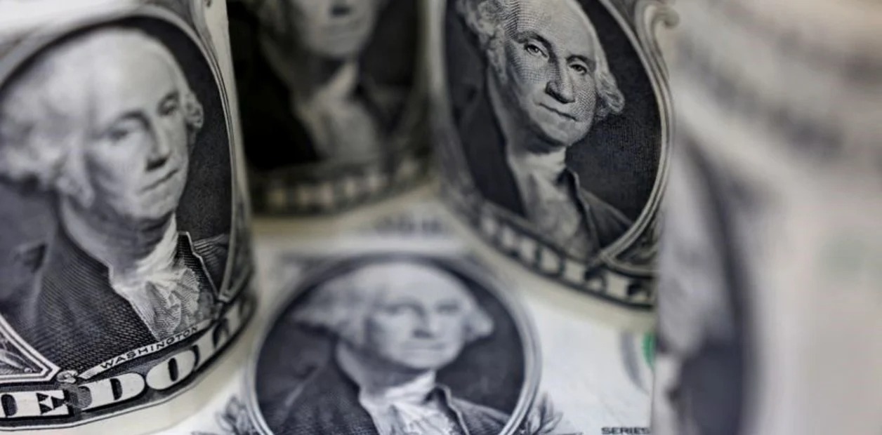 ¿Por qué el mundo tiembla ante la idea de un “súper dólar”?
