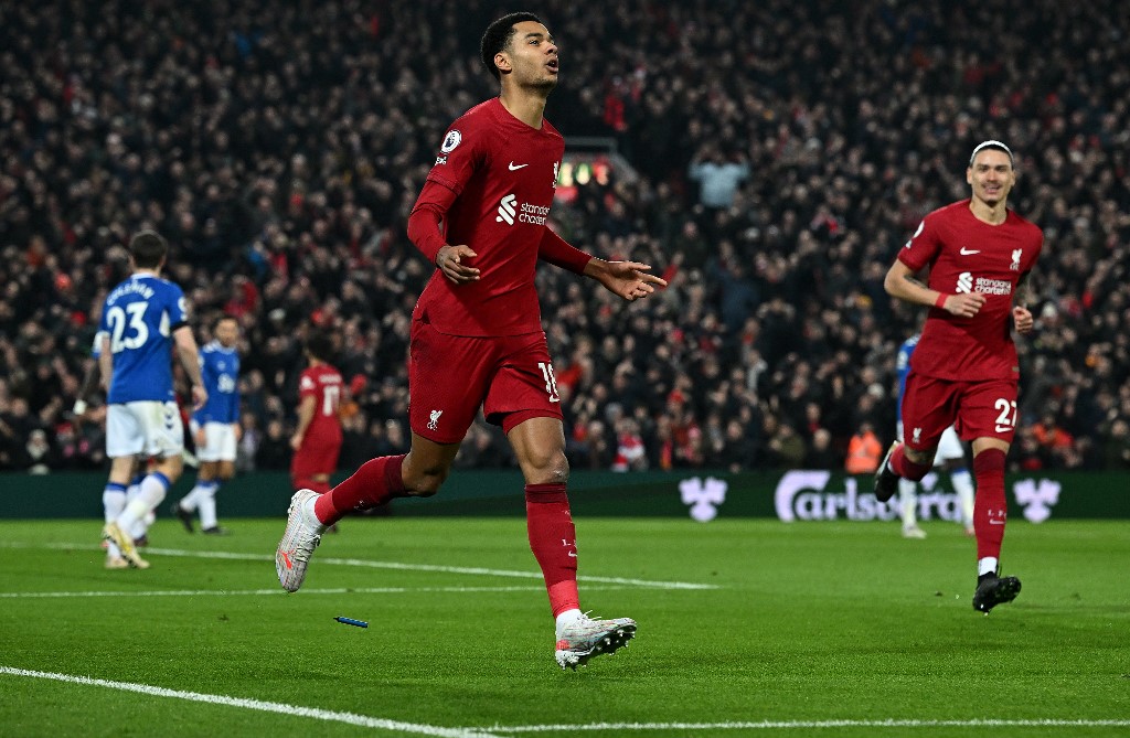 Liverpool recuperó la sonrisa a una semana de la visita del Real Madrid