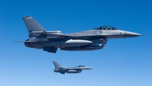Por qué EEUU y otros países se niegan a enviar aviones F-16 a Ucrania