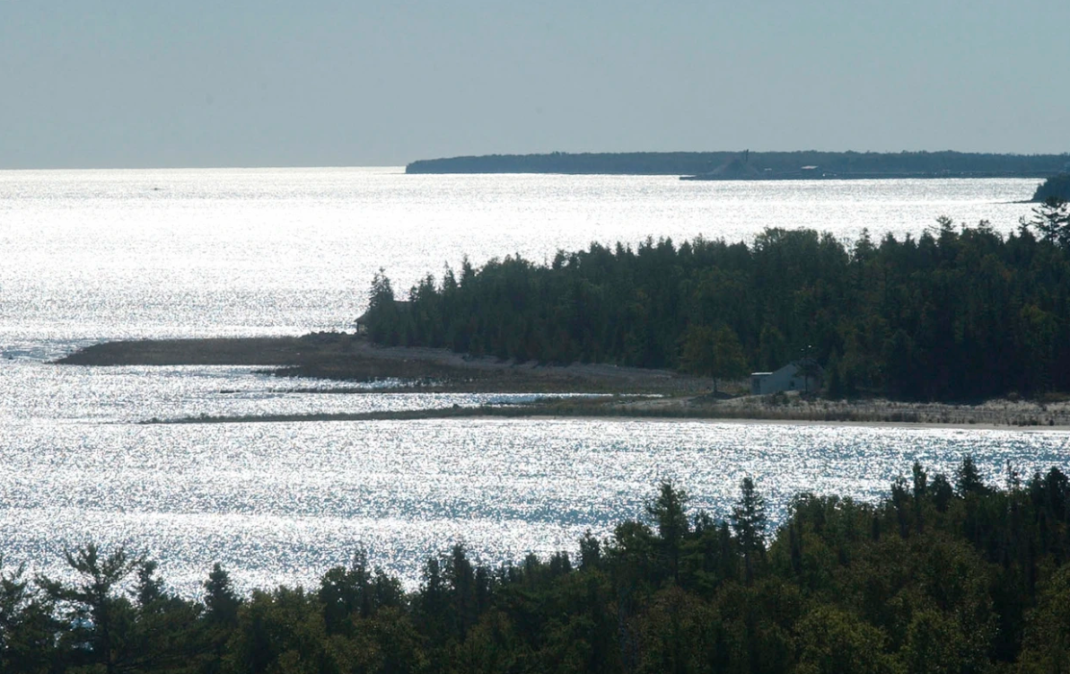 Derribaron objeto volador no identificado sobre el lago Hurón, entre EEUU y Canadá