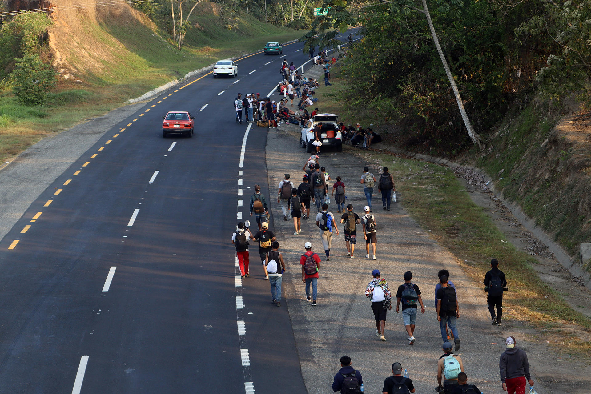 Nueva caravana de al menos mil migrantes salió del sur de México este #4Mar