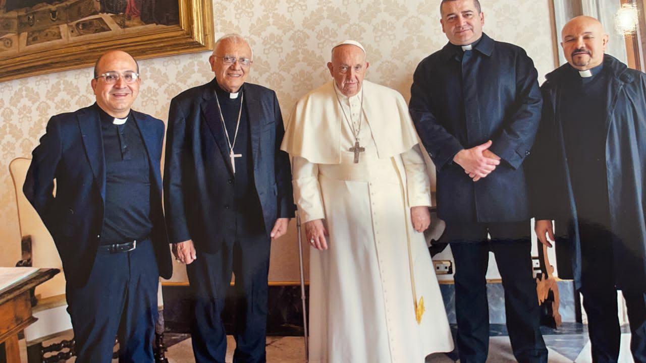 El papa Francisco se reúne en el Vaticano con el Cardenal Baltazar Porras (FOTOS)