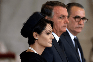 A Bolsonaro le confiscaron en el aeropuerto las joyas que Arabia Saudita le regaló a su esposa