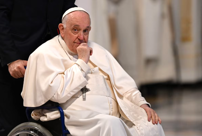 Cambios en la Iglesia: el papa Francisco decidió dar a mujeres el derecho a votar en un Sínodo de obispos