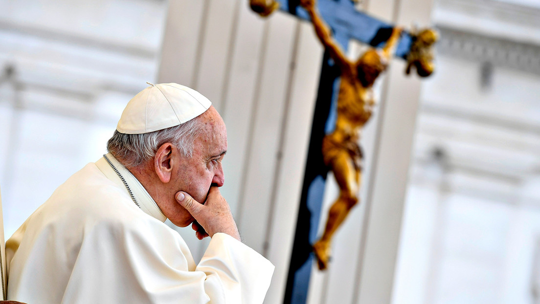 El papa Francisco pasó bien la noche después de su operación por una hernia abdominal
