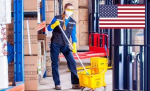 Saca cuentas: Cuánto ganan los conserjes y trabajadores de limpieza en EEUU