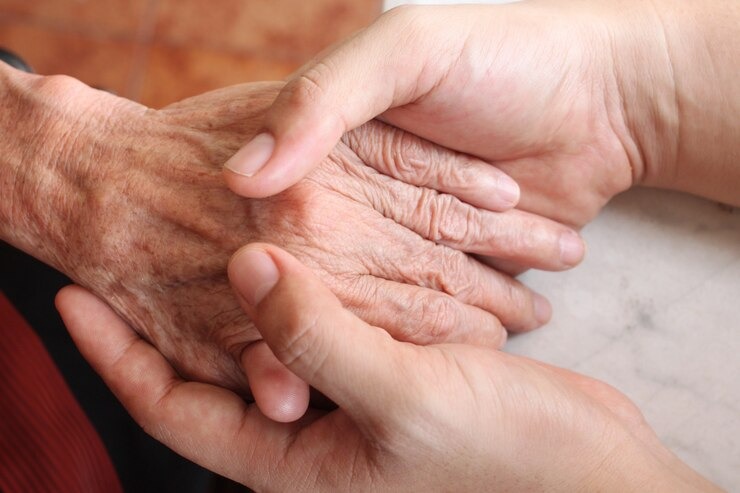 “Empecé a llorar”: El tenso momento que vivió una joven al ver que su abuela no respondía a sus llamados